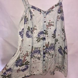 Torrid -adjustable strap floral summer top- 1X